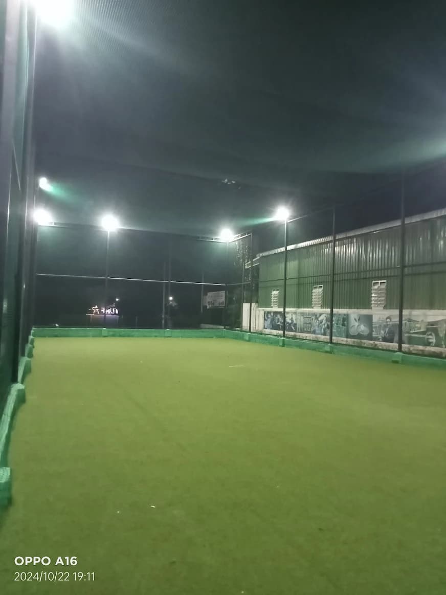 Turf Star 💫 - Photo 7